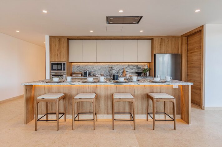 _MG_6805, Marina Towers, Puerto Vallarta, Jalisco, México