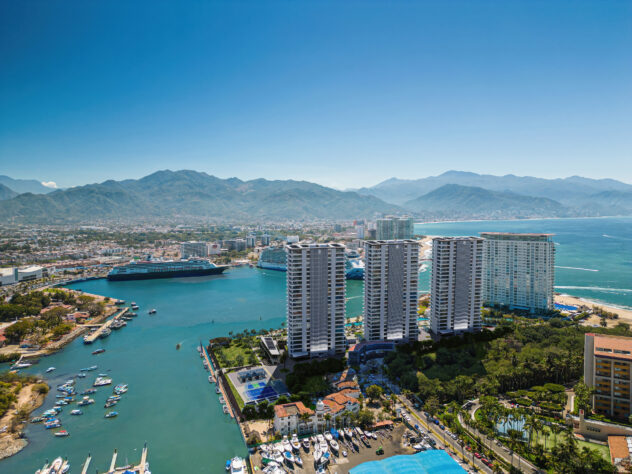 MT EXT 3 HD, Marina Towers, Puerto Vallarta, Jalisco, México